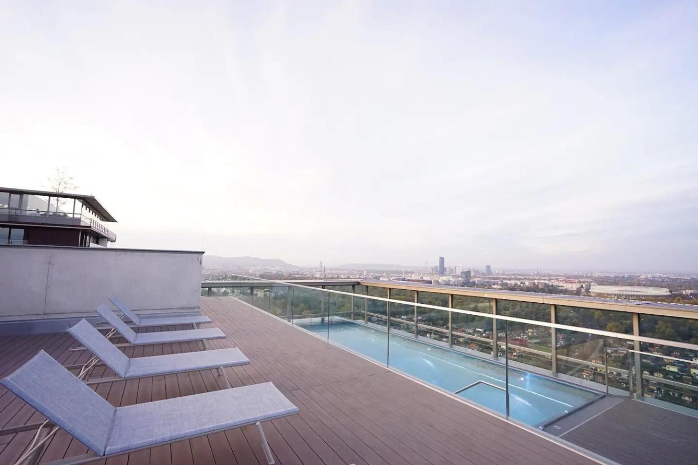 דירות וינה Exquisite Studio With Rooftop Pool מראה חיצוני תמונה